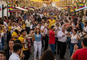 c) Conectar con la gente y sentirte parte de algo único