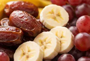 a) Dulce y jugoso.​