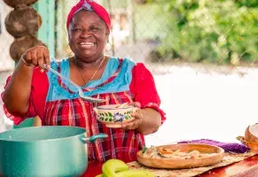 c) Cocinar o descubrir nuevos sabores.​