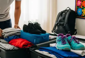 b) Zapatos de baile (o por lo menos tenis flexibles)