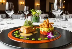 d)  Algo creativo.​